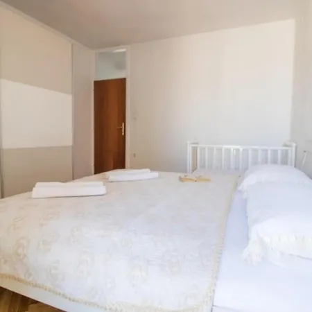 شقة Leilani Stunning View Apartment Near The Center!