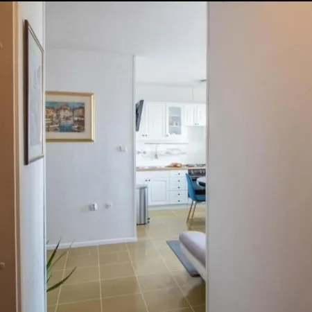 Leilani Stunning View Apartment Near The Center! شقة سبليت